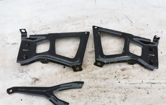 Dodge RAM Bumper support mounting bracket corner 55112624 55112625