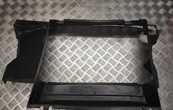 Mercedes-Benz E W210 Intercooler air channel guide 2105050830
