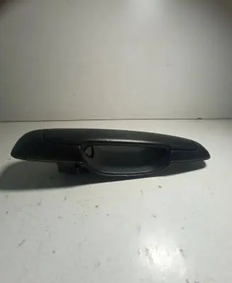 Suzuki Grand Vitara I Front door exterior handle 8281056D00