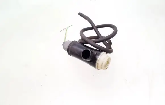Subaru Legacy Windscreen/windshield washer pump