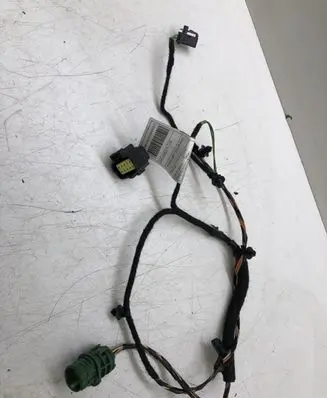 Fiat 500L Rear door wiring loom 