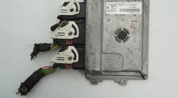 Peugeot 208 Engine control unit/module 9811545280