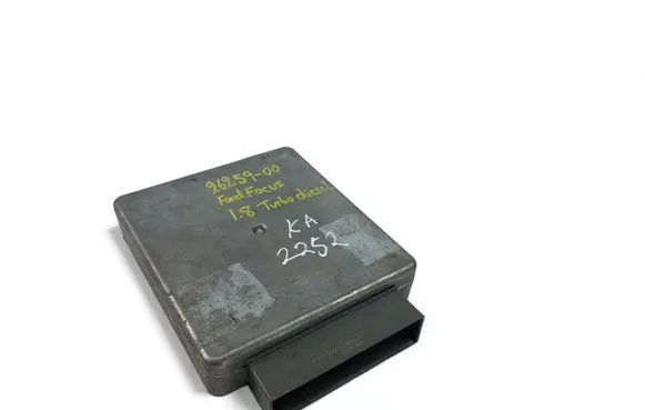 Ford Focus Engine control unit/module ECU 1S4F12A650AC