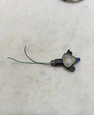 Nissan Sunny Central locking motor 8058350J00 80583-50J00 NILES