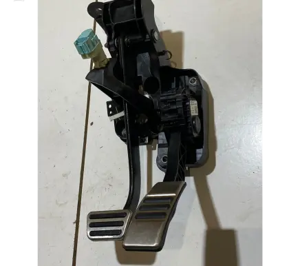 Ford Mustang VI Pedal assembly GR3C9P856AB
