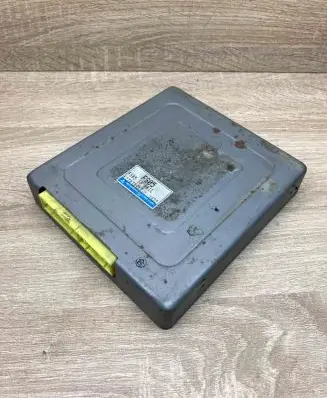 Mitsubishi Carisma Engine control unit/module ECU FS0518881C E2T03591T FS05