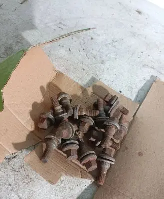 Peugeot 307 Nuts/bolts 000131027