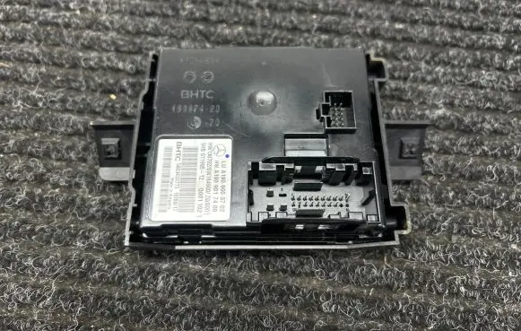 Mercedes-Benz AMG GT R190 C190 Air conditioning/heating control unit A1909003702 5HB01199512 A1909017400