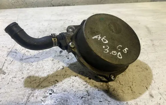 Audi A6 S6 C6 4F Vacuum pump 0571451C 05T16570796 35947005X