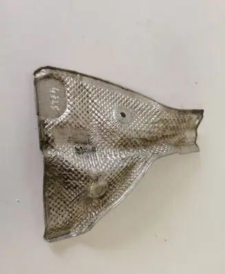 Exhaust heat shield