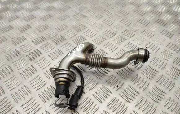 BMW 5 F10 F11 EGR valve line/pipe/hose 044073