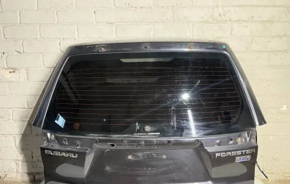 Subaru Forester SH Tailgate/trunk/boot lid