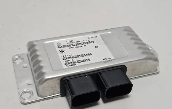 BMW X5M E70 Transfer box differential control unit 7606629 897238U3297A1 13774410