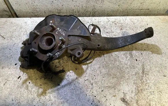 Mazda 6 Front wheel hub