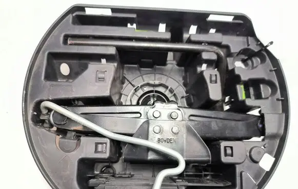 Peugeot 508 Tool set 