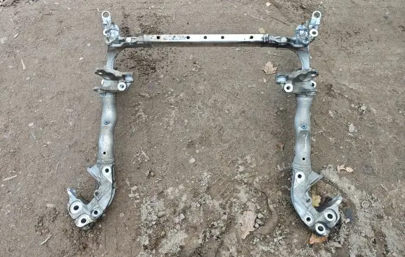 Audi Q5 SQ5 Front subframe 8R0399315J 8R0399315 707110728