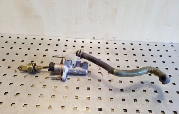 Toyota Corolla E120 E130 Clutch master cylinder