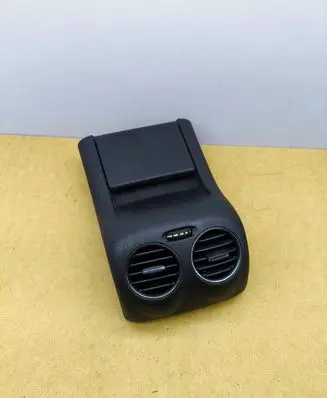 Rear air vent grill