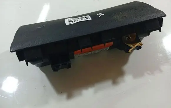 Ford Galaxy Knee airbag 18468000828710962