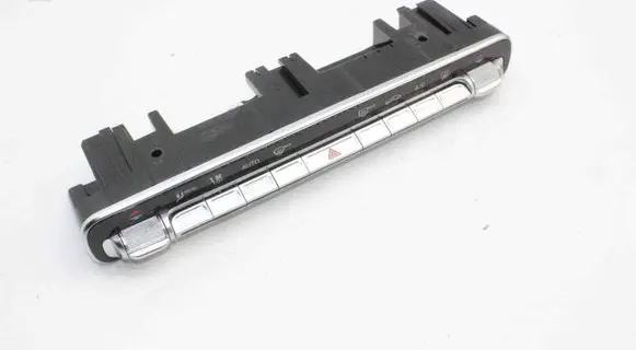 Mercedes-Benz EQB Interior fan control switch A2479057003