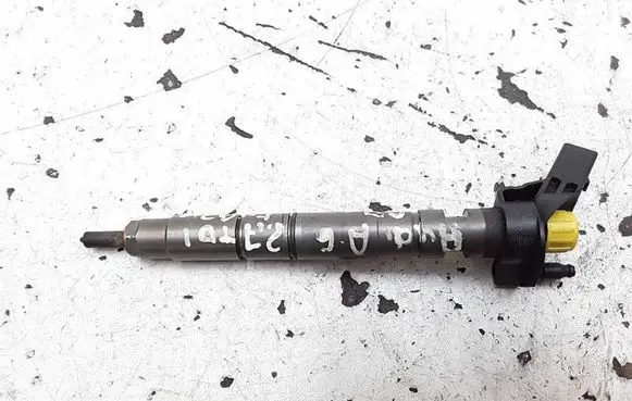 Audi A6 S6 C6 4F Fuel injector 0445115054 059130277AJ