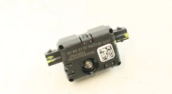 BMW X7 G07 Aerial antenna amplifier 6832256 920519001 1889950
