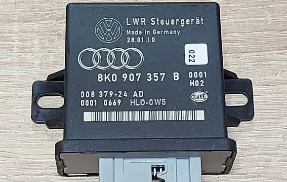 Audi Q5 SQ5 Light module LCM 8K0907357B