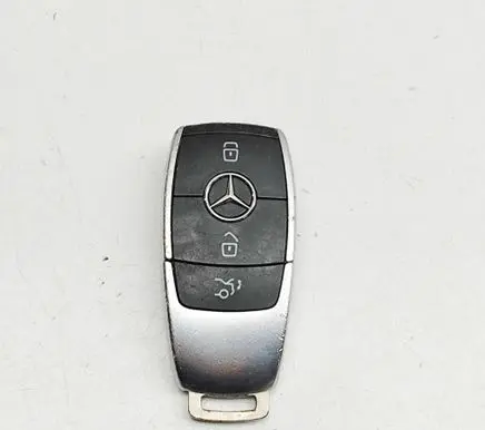 Mercedes-Benz GLB x247 Ignition key/card A1779052003