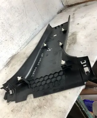 Infiniti Q50 (B) pillar trim (bottom) 769164ga0a