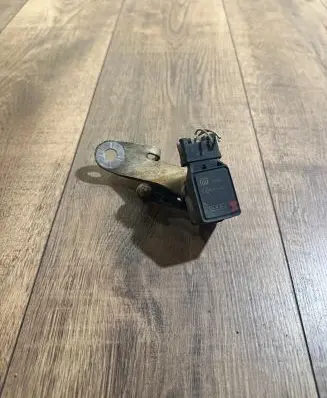 BMW 7 E65 E66 Yaw turn rate sensor 6767948 23310110