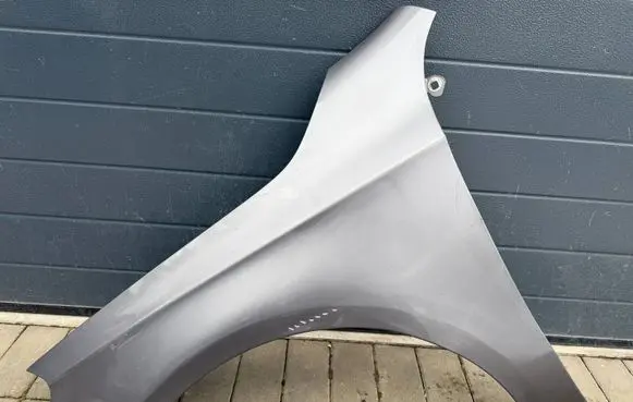 Mercedes-Benz A W176 Fender A1768810101