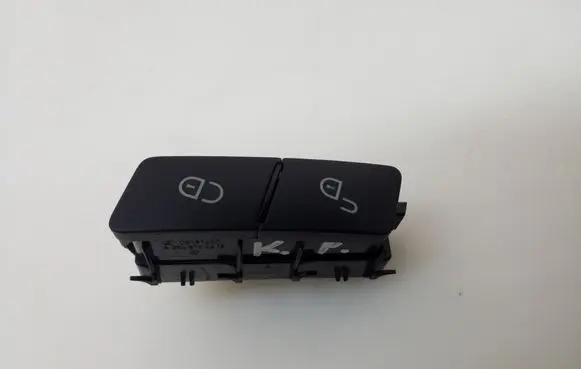 Mercedes-Benz GLK (X204) Central locking switch button A2048706310