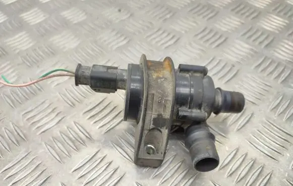 Peugeot 508 RXH Electric auxiliary coolant/water pump 9676438380