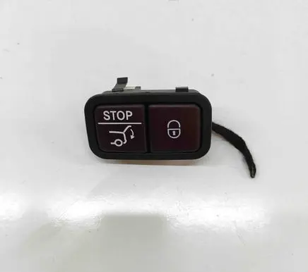 Mercedes-Benz GLB x247 Tailgate/boot open switch button A2128210551