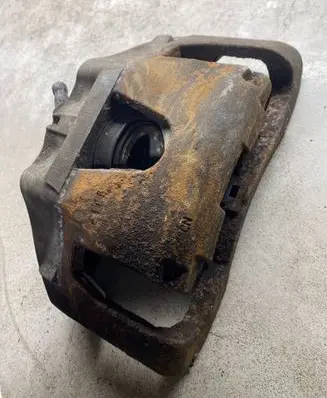 Volvo V50 Front brake caliper
