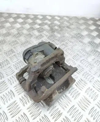 Mercedes-Benz E W213 Rear brake caliper 32358282