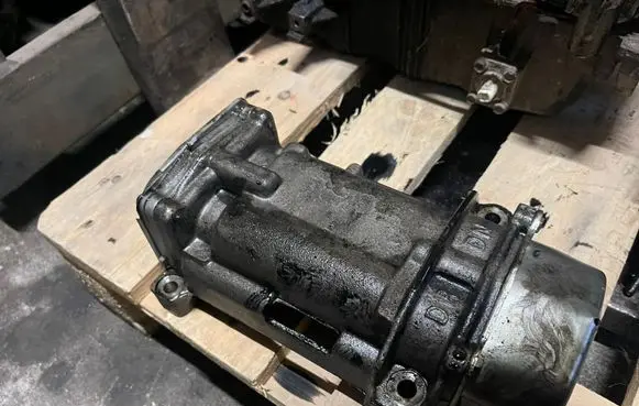 Hyundai Santa Fe Oil pump balance shaft 