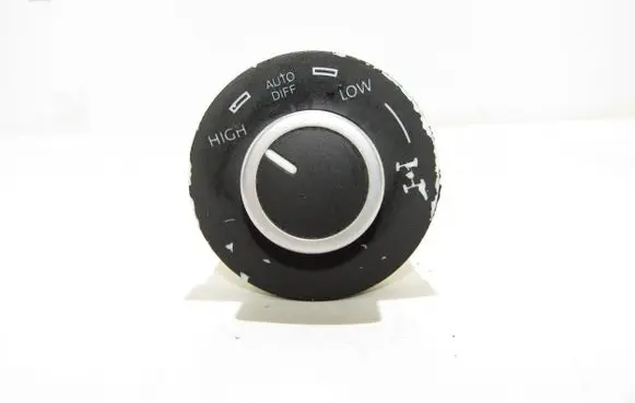 Volkswagen Touareg I Differential lock switch 7L6941435K