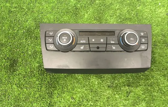 BMW 3 E90 E91 Interior fan control switch 9242409