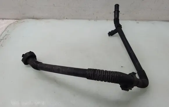 Peugeot 308 Engine coolant pipe/hose 