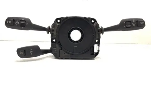 Wiper turn signal indicator stalk/switch