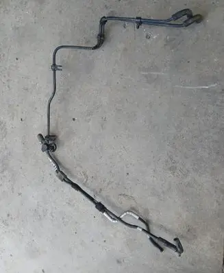 Ford Focus Vacuum line/pipe/hose CM5G-9S468-FC
