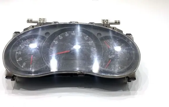 Opel Movano B Speedometer (instrument cluster) P248109304R