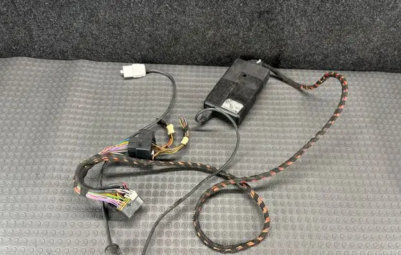 Mercedes-Benz E W211 Phone control unit/module B67824252