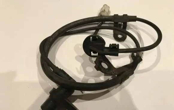Toyota Yaris ABS brake wheel speed sensor 8954352010 89543-52010
