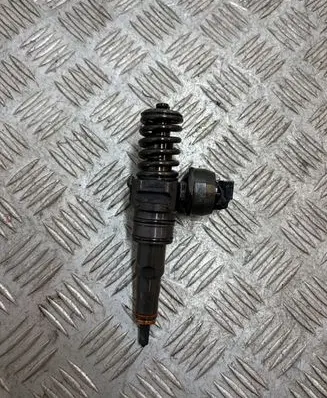 Volkswagen Sharan Fuel injector 0414720215
