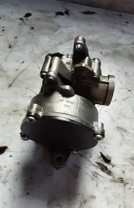 Audi Q7 4L Oil pump 059103T 080113 151152