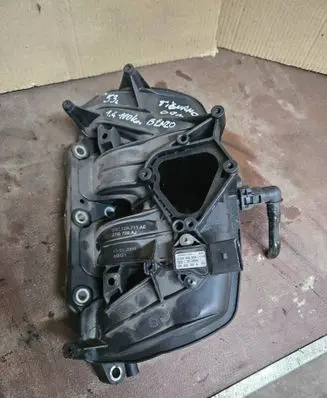 Volkswagen Tiguan Intake manifold 03C129711AE 13052009 ZSB709AJ