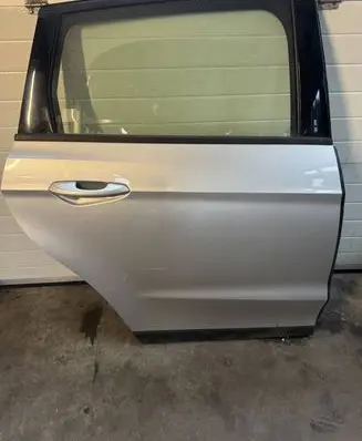 Ford S-MAX Rear door 