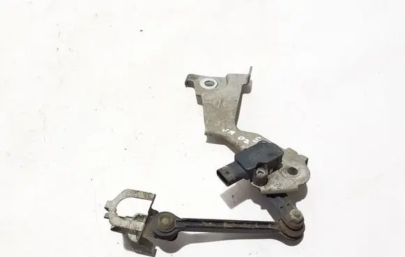 Mercedes-Benz GLE W167 Air suspension front height level sensor A1673205505